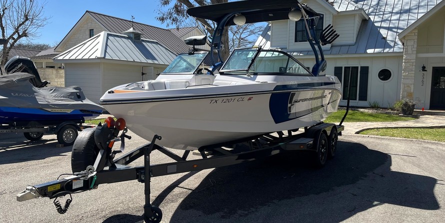 Super Air Nautique 210