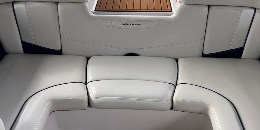 Super Air Nautique 210