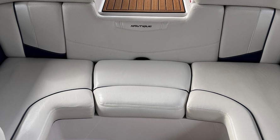 Super Air Nautique 210