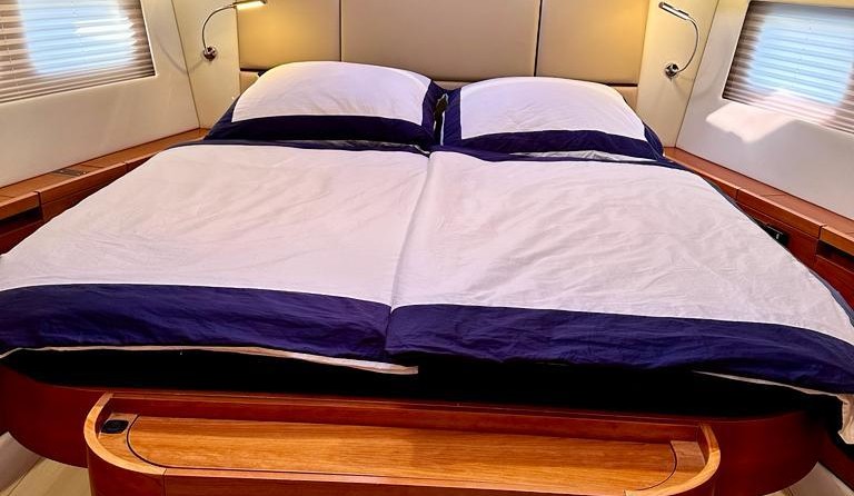 Hanse 588