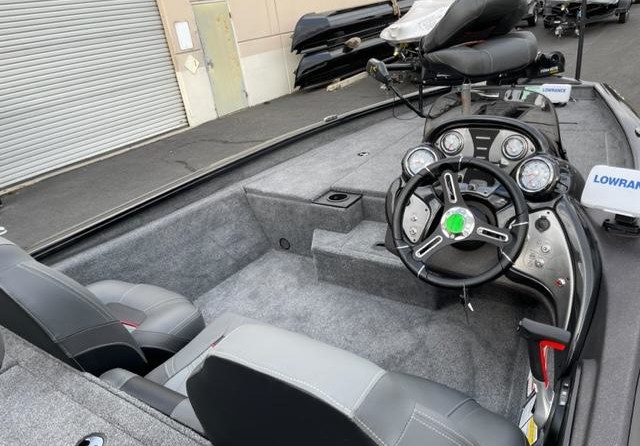 Tracker Pro Team 175 TXW