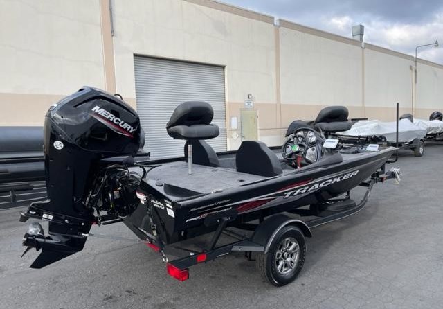 Tracker Pro Team 175 TXW