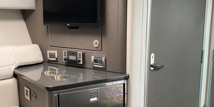 Formula 350 Sun Sport