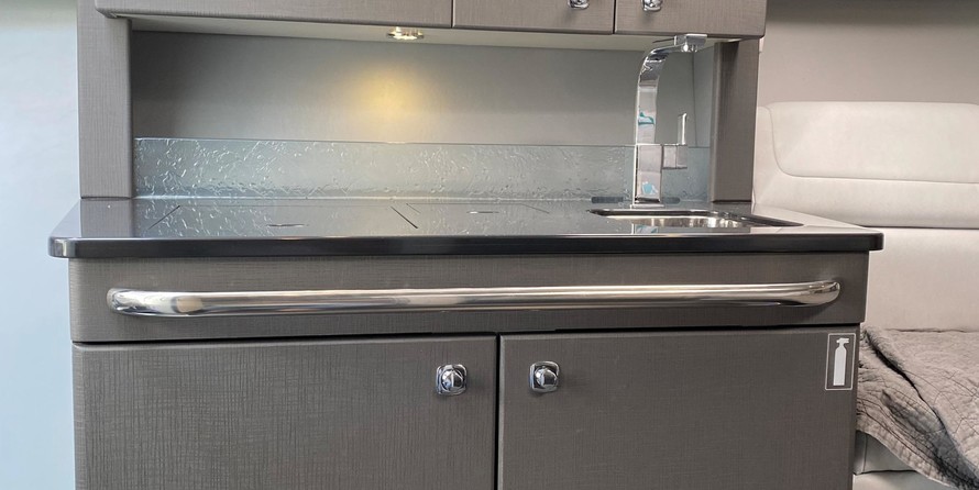 Formula 350 Sun Sport