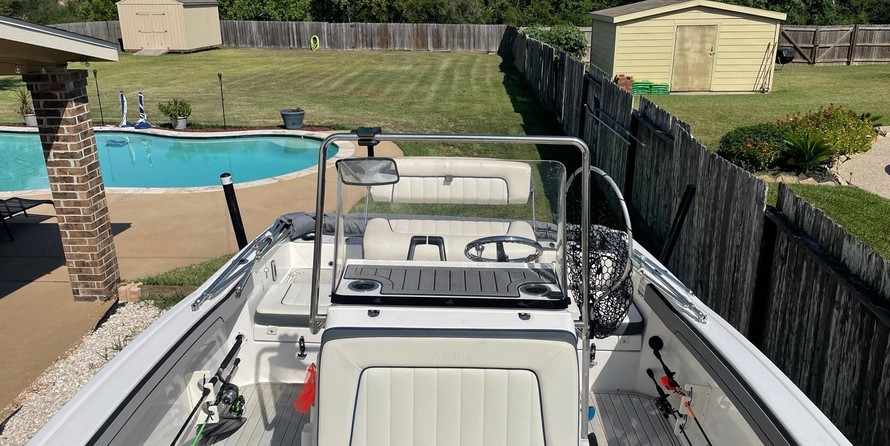 Yamaha 210 FSH Deluxe