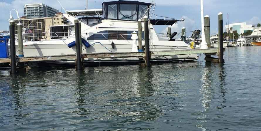 Legacy 40 sedan bridge