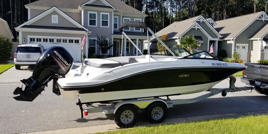 Sea Ray SPX 210 OB