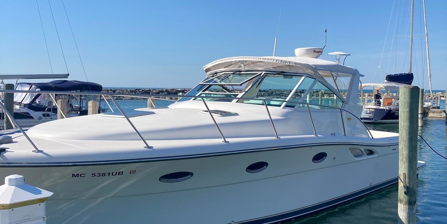 Tiara 3500 open hardtop