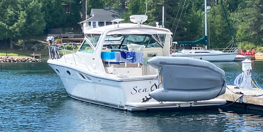 Tiara 3500 open hardtop