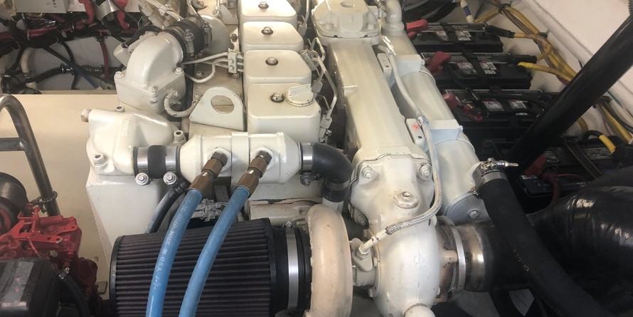 Tiara 3500 open hardtop