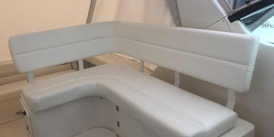 Tiara 3500 open hardtop