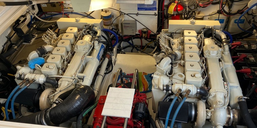 Tiara 3500 open hardtop