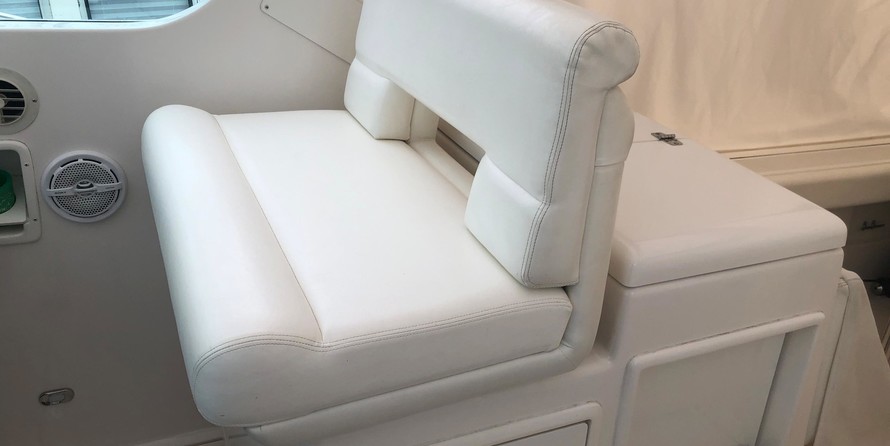 Tiara 3500 open hardtop