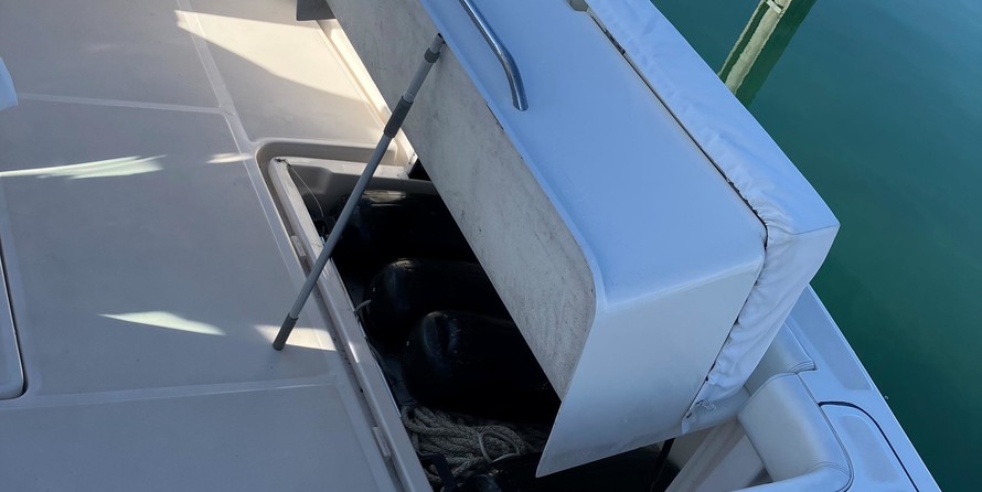 Tiara 3500 open hardtop