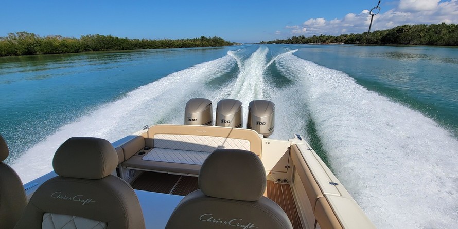 Chris-Craft Catalina 34