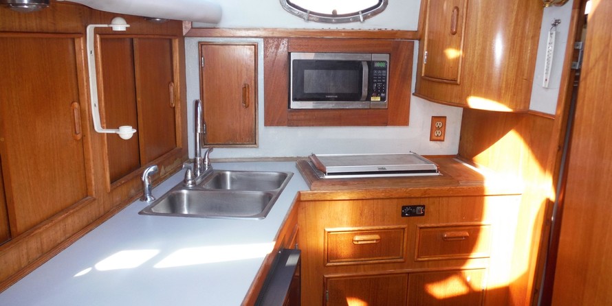 Mediterranean 38 Sport Fisher