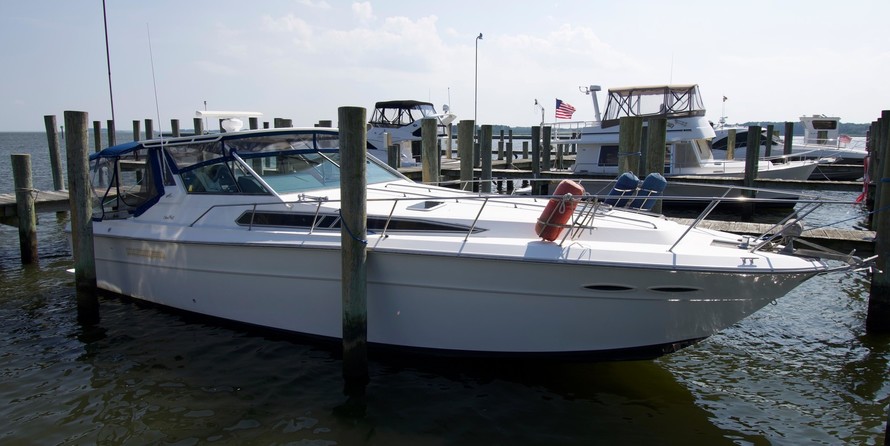 Sea ray 390 express cruiser