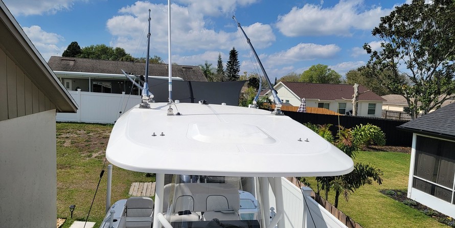 228 Sea Fox Commander