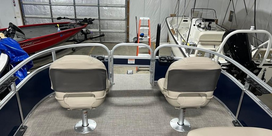 Sun Tracker Bass Buggy 16 DLX ET