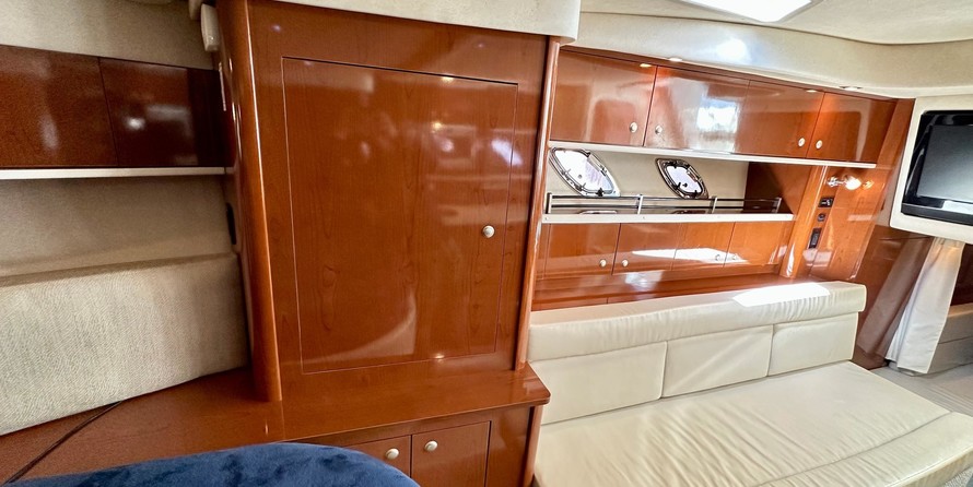 Sea Ray 330 Sundancer