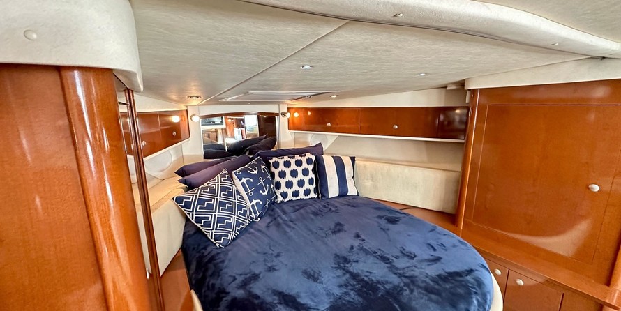Sea Ray 330 Sundancer