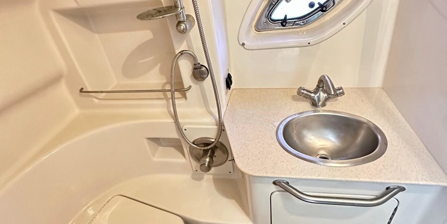 Sea Ray 330 Sundancer