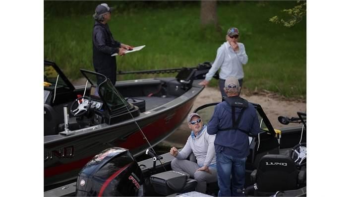 Lund Boats 2075 Pro-V Sport