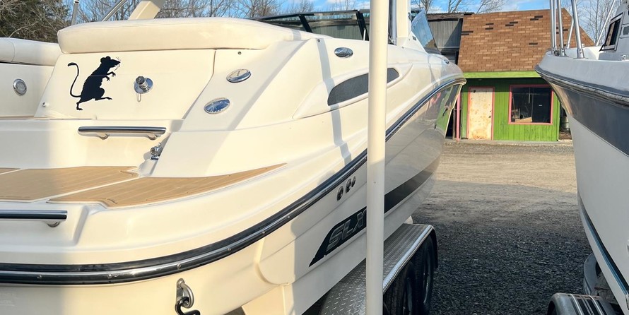 Sea Ray 270 SLX