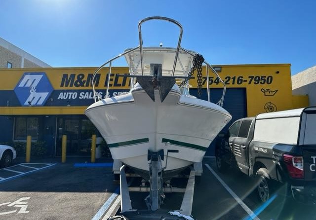 Pro-line 24 walkaround cuddy