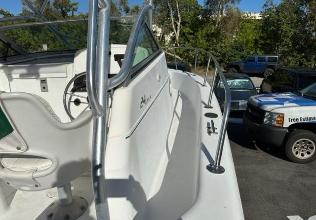 Pro-line 24 walkaround cuddy