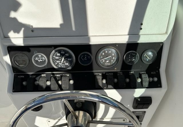 Pro-line 24 walkaround cuddy