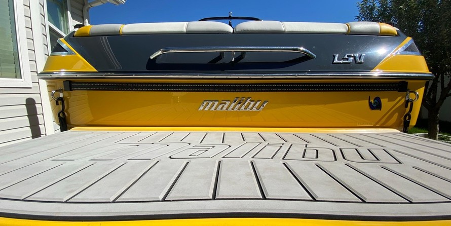 Malibu Wakesetter 23 LSV