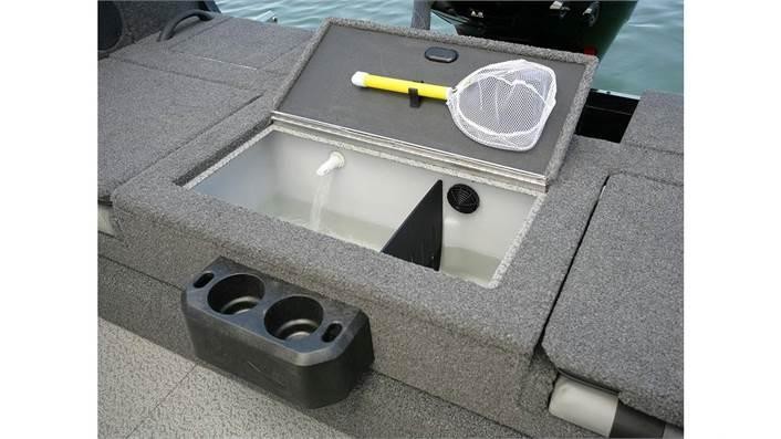 Lund Boats 1875 Crossover XS