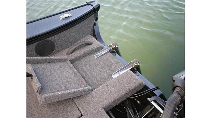 Lund Boats 1875 Crossover XS