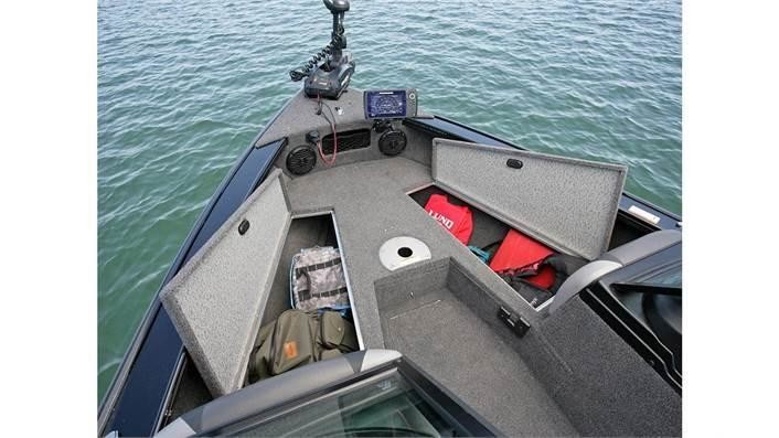 Lund Boats 1875 Crossover XS