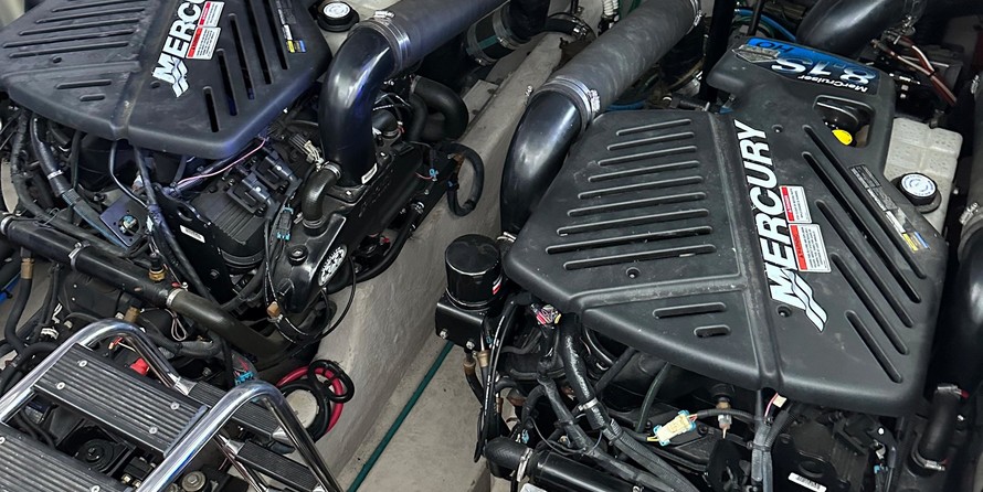 44 Sea Ray Sundancer