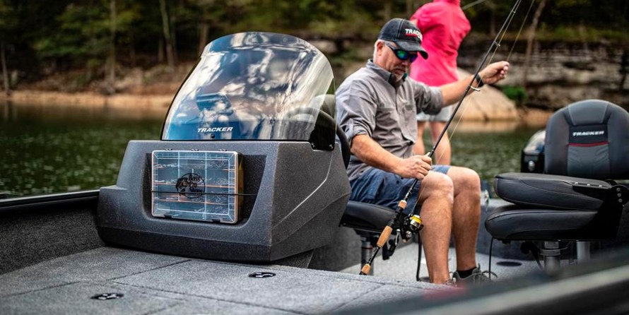 Tracker Pro Guide V-16 SC