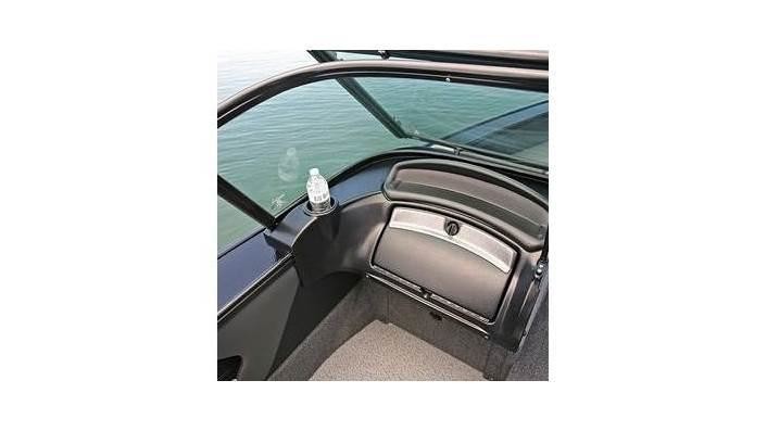 Lund Boats 1875 Crossover XS