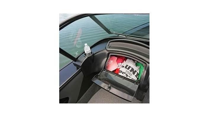 Lund Boats 1875 Crossover XS