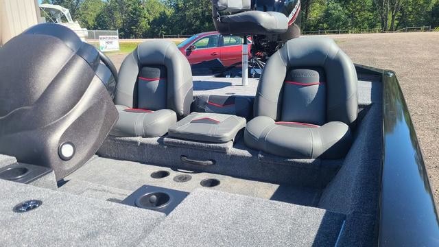 Tracker Pro Team 175 TXW