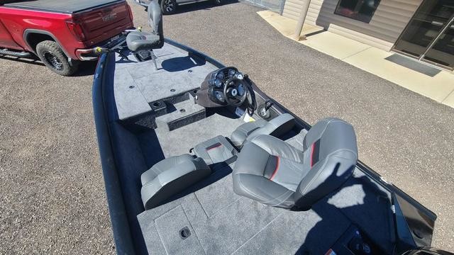 Tracker Pro Team 175 TXW