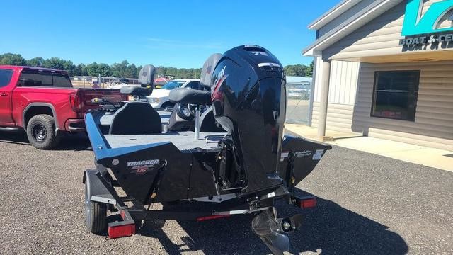 Tracker Pro Team 175 TXW