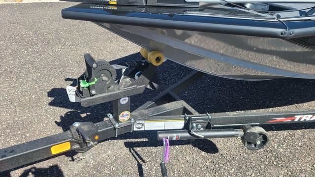 Tracker Pro Team 175 TXW