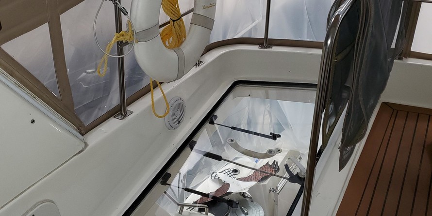 Cruisers Yachts 447 Sport Sedan