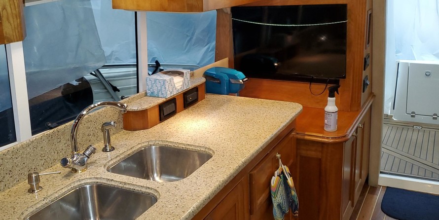 Cruisers Yachts 447 Sport Sedan