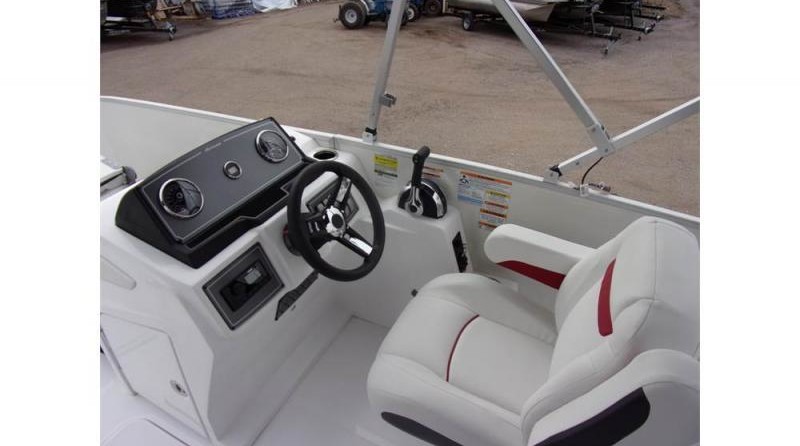 Hurricane fundeck 232