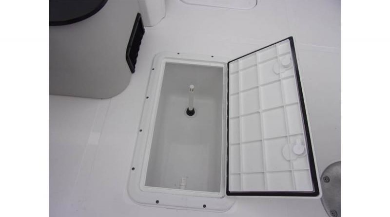 Hurricane fundeck 232