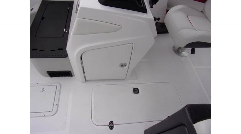 Hurricane fundeck 232