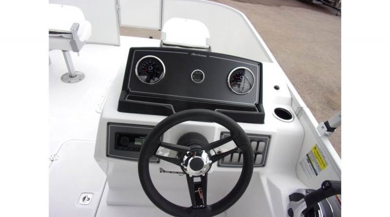 Hurricane fundeck 232