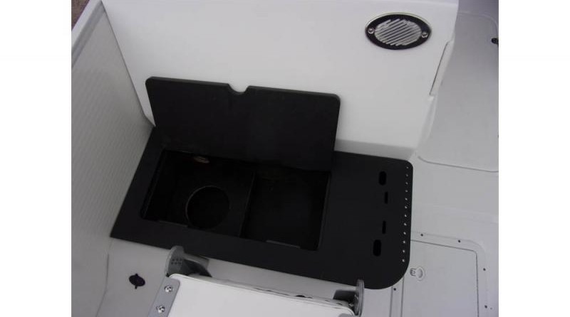 Hurricane fundeck 232